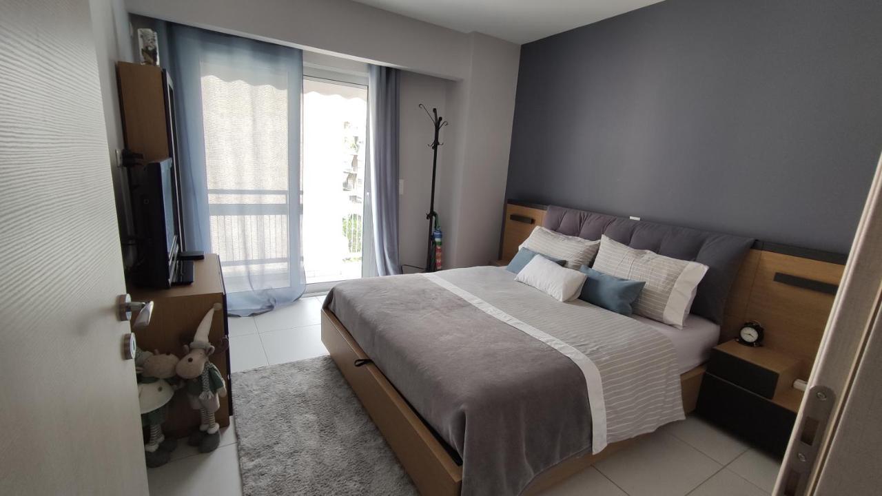 Two Bedroom Apartment In Атина Екстериор снимка